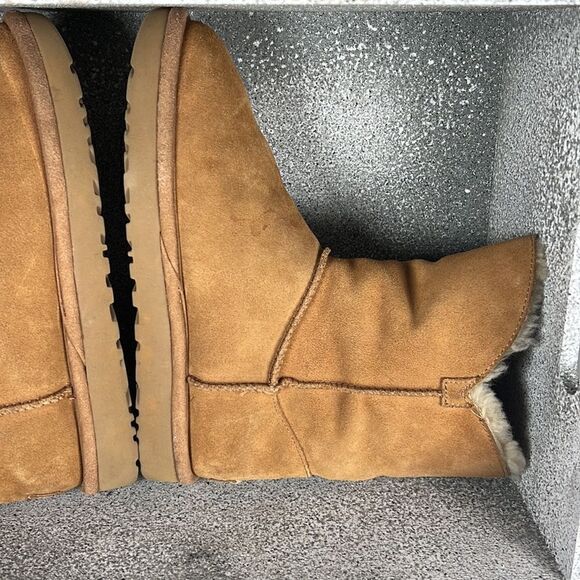 UGG Australia Chestnut Constantine Boots Shoes Sheepskin Leather Size 7 - Picture 5 of 9
